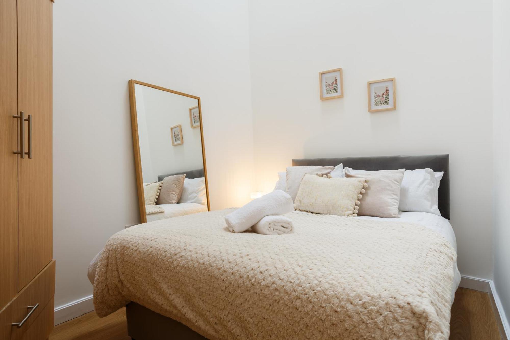 Appartamento Cozy Downtown Loft In Bradford Bradford  Esterno foto